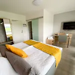 Hotel Boardinghouse