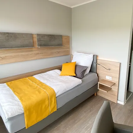 Отель Boardinghouse *