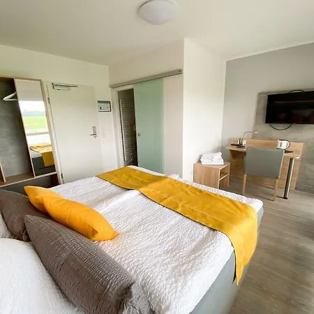 Hotel Boardinghouse